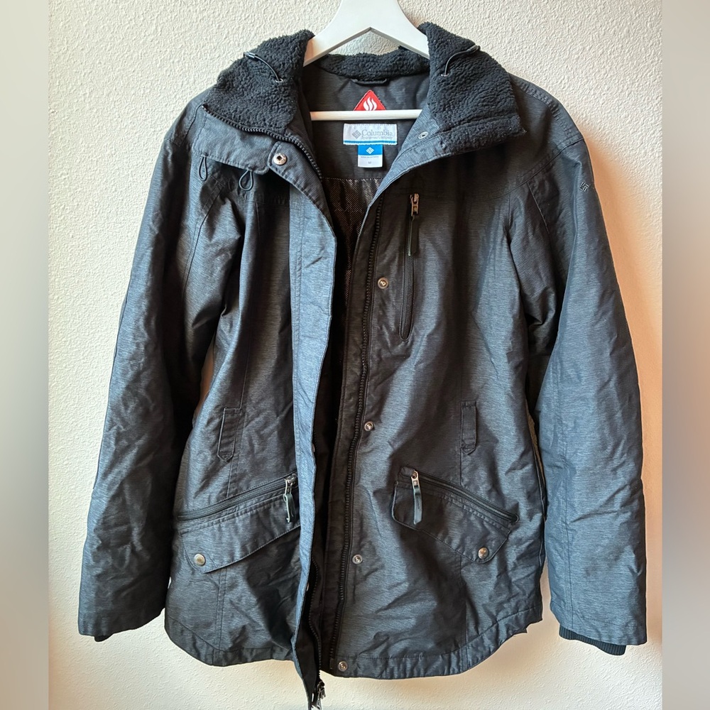 COLUMBIA Carlson Pass Hooded Waterproof Jacket in charcoal (Size:M)